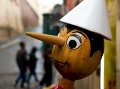 Odwrót w stronę węgla to przepalanie miliardów złotych, po które trzeba by sięgnąć Polakom do portfeli