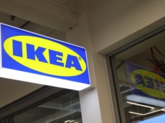 Poseł Konrad Berkowicz przyłapany na kradzieży w sklepie