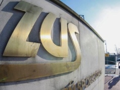 Zbyt wysoki zasiłek bez składek na ZUS