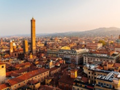 Bolonia nowym kierunkiem PLL LOT