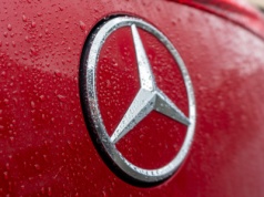 Elektryczny Mercedes klasy E już jeździ. Wszystko, co o nim wiemy