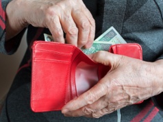 Im więcej dzieci, tym wyższa emerytura. Dokumenty w ministerstwie