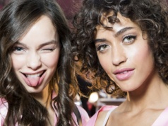 Te modne paznokcie na jesień i zimę 2025 to kwintesencja nowoczesnego glamour. 