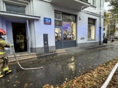 Pożar w piwnicy przy Puławskiej. Utrudnienia dla kierowców