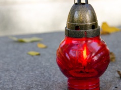 Polskie znicze podbijają świat. Tylko jeden kraj nas wyprzedza