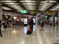 Koniec eldorado na emigracji? Polacy coraz chętniej wracają do kraju