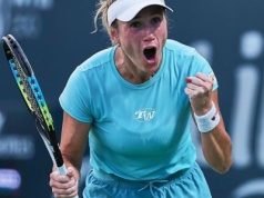 WTA: Katarzyna Kawa pokonała faworytkę i awansowała do 1/8 finału!