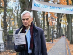 W tym roku 51. kwesta na rzecz ratowania zabytków Starych Powązek w Warszawie