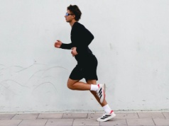 Już nie tylko Samba. Adidas przyspiesza dzięki bieganiu i piłce nożnej