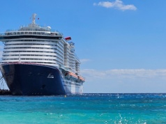 Statek odpłynął bez pasażerki, została na niezamieszkałej wyspie. Znaleźli ją martwą