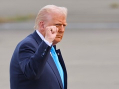 Sondaż The Economist: Notowania Trumpa najgorsze od rozpoczęcia drugiej kadencji