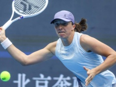 Potrzebne były tylko dwie sekundy. Iga Świątek już w Rijadzie