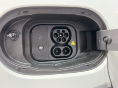 W 2030 roku mamy mieć 86 949 punktów ładowania, 8x tyle, co dziś. W tym 2 609 punktów o mocy 150+ kW