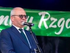 Rzgów. Wójt z wyższym wynagrodzeniem. Radni nie byli jednomyślni