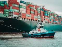 Handel międzynarodowy odporny na turbulencje. Silna globalizacja mimo nowych ceł