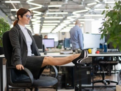 Aktywni nie tylko zawodowo. Jak ćwiczą pracujący Polacy?