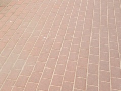 Rozpoczęła się budowa nowego chodnika przy przychodni “Amicus” na Rakowie