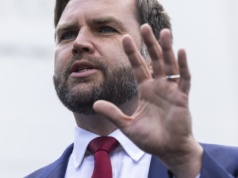 Vance: wznowienie prób jądrowych ma na celu sprawdzenie naszego arsenału