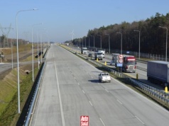 Sześć pasów przez 82 kilometry. Oto najszersza droga w Polsce