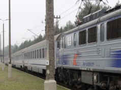 Wjechał prosto pod rozpędzony pociąg IC. Poranna tragedia na przejeździe