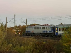 Drogowa tragedia w Zbąszyniu. Samochód wjechał pod pociąg!
