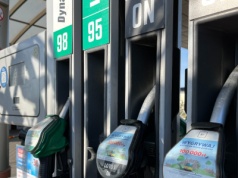 Tankujesz przed Wszystkimi Świętymi? Uważaj na diesla