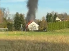 Strażacy z JRG Wadowice, uratowali rodzinę z pożaru w Inwałdzie