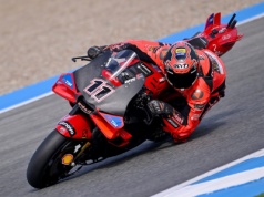 MotoGP: Nicolo Bulega za Marca Marqueza. Przymiarki do sezonu 2027?