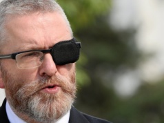 Braun kluczem do większości w Sejmie? Liczba 