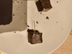 Kto częstował dzieci niebezpiecznymi słodyczami? Mieszkanka Gorzowa ostrzega