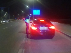 Nielegalne wyścigi w Krakowie. Setki kontroli i mandaty za 71 tysięcy złotych