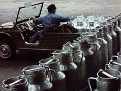 Citroën Méhari – samochód do wszystkiego. Nawet do wożenia baniek z mlekiem