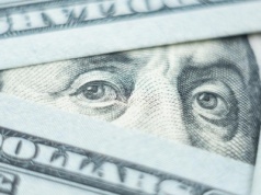 Konsumenci się boją, inwestorzy giełdowi cieszą. Gospodarka coraz bardziej rozdwojona