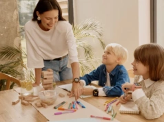 Strefy bezpieczeństwa i SOS: Niezbędne funkcje, które oferują smartwatche dziecięce Garett.