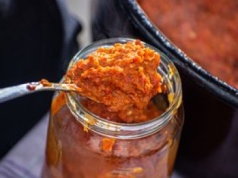 Wizytówka bałkańskiej kuchni. Możesz używać zamiast masła albo dodać do sosu