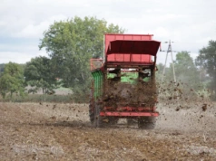 Nie zdążyłeś z obornikiem? Ministerstwo wyjaśnia, kiedy można stosować nawozy po terminie