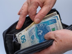 Podwyżka płacy minimalnej w 2026 roku. Więcej w portfelach pracowników, więcej problemów dla firm