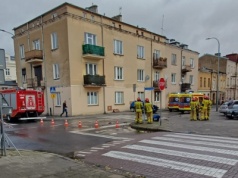 Groźne zderzenie w centrum Kalisza! Dwie osoby trafiły do szpitala