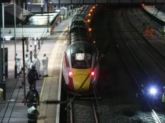 Masakra w pociągu: pasażerowie opisują horror, sprawcy wciąż bezimienni