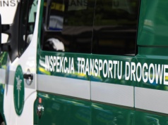 Nielegalny transport pomidorów zatrzymany na S7