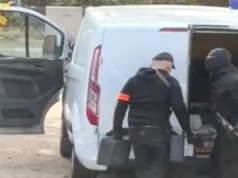 Atak na rafinerię złota, są ranni i aresztowani. Bandyci z ciężką bronią, bombami zrabowali 12 milionów