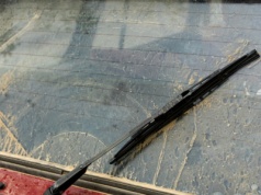 Smugi mimo nowych piór? Ten trik może zaoszczędzić ci 100 zł