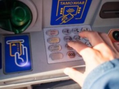 Polacy masowo ruszyli po gotówkę. Awaria BLIK-a pokazała, jak kruchy jest system płatności