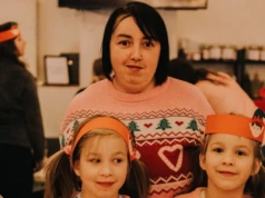 Samotna mama bliźniaczek z autyzmem walczy o spokojny dom dla swoich córek