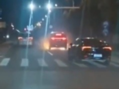 Li Auto po samozapłonie i gwałtownym pożarze  wzywa do serwisów 11 411 vanów Li Mega. Chińskie tempo