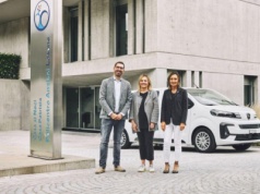 Peugeot e-Traveller wspiera dom spokojnej starości