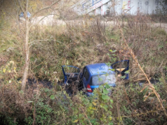 Korytów: Pijany 21-latek uciekał Hondą przed policją. Wylądował w rzece