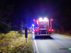 Landek: Wywrócił się na motocyklu. Poszkodowanego odwieziono do szpitala – foto