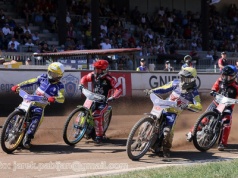 Żużel. To nie był dla niego udany sezon. Myślał o zakończeniu kariery