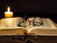 Słowo Boże „mową nienawiści”? Kanadyjski polityk wzywa do uciszania chrześcijan